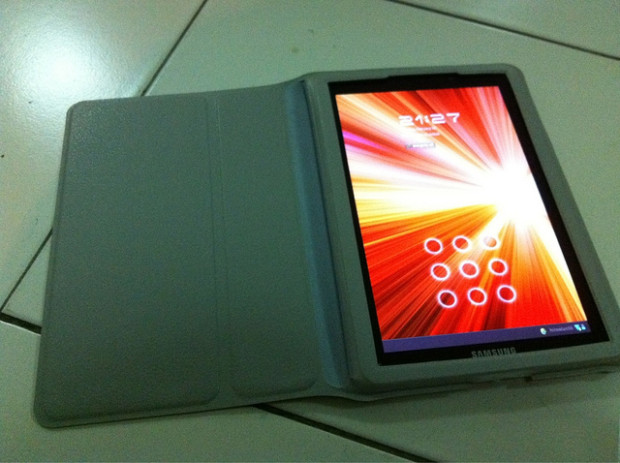Smartphone em um case que o protege