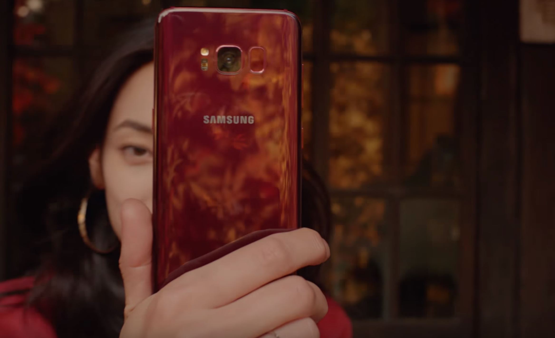 A Samsung lança uma variante da cor Burgundy Red do Galaxy S8